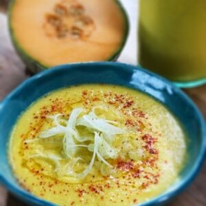Laurent Mariotte Instagram - Frais, parfumé, désaltérant, c’est le moment d’avoir le melon! Du gaspacho aux esquimaux en passant par un carpaccio, je vous ai mis plein de recettes sur mon site 😉
WWW.LAURENTMARIOTTE.COM #melon #frais #été #cuisine #gaspacho #glace