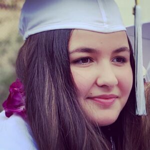 Laurie Fortier Instagram - My sweet baby girl. Congratulations on your 8th grade graduation 💕 
.
.
.
#proudmama #family #mytribe #love #mygirl #onlyonelife