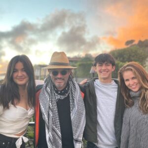 Laurie Fortier Instagram - Wishing all of our friends old & new, a very Happy, Heathy Kick Ass New Year.🎉🥂💥
(later 2021 👋🏽)
.
.
.
#happynewyear #2022 #love #my #family #onlyonelife