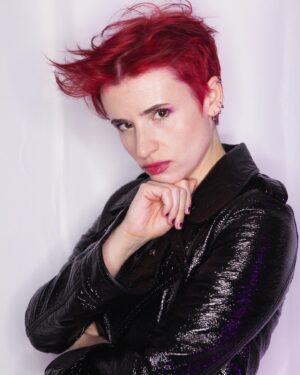 Laurie Penny Instagram - This photoshoot was going poorly until @samuelbraslow suggested I pretend to be a male writer being interviewed for an article about how great I am at writing women. Then this happened.