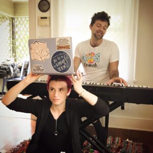 Laurie Penny Instagram - Zoom concert hacks