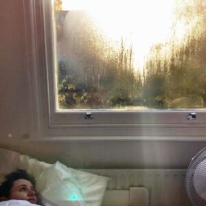 Laurie Penny Instagram - Morning light.