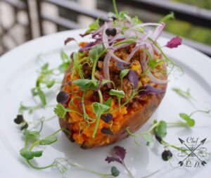 Lawrence Duran Instagram - Ragù stuffed sweet potato 
Leftover veggies from daily meal preps are either used to make soups or sauces twice a week for a touch of comfort on the road.
#NothingGoesToWaste
.
.
.
.
.
.
.
.
#ComfortFood #Ragu #SweetPotato #LaborOfLove #FunWithFood #PicOfTheDay #SundayFunday #FoodPorn #FamilyMeal #FitFam #HealthAndWellness #FitFoodie #Chef #PrivateChef #WahlbergChef #Family #Blessed