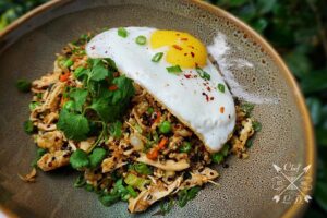 Lawrence Duran Instagram - Leftover chicken??
Add quinoa/ carrots/ peas/ onion/avocado oil/ sesame oil/ liquid aminos/ cilantro/ quickly sauté/ top with green onion & a sunny side up egg #QuinoaFriedRice
.
.
.
.
.
.
.
.
#Lunch #Leftovers #FunFood #FitFoodie #HealthAndWellness #FitFam #MealPrep #PicOfTheDay #IGFitness #InstaFit #Family #Chef #PrivateChef #WahlbergChef #Blessed