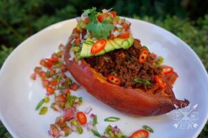 Lawrence Duran Instagram - Sweet potato/ Bison chili/ Pico de gallo/ Avocado 
R༙e༙c༙i༙p༙e༙ C༙o༙m༙i༙n༙g༙ S༙o༙o༙n༙
.
.
.
.
.
.
.
.
#StuffedSweetPotato #Bison #Chili #Healthy #Comfort #FitFoodie #PicOfTheDay #IGFitness #InstaFit #HealthAndWellness #Chef #PrivateChef #WahlbergChef #Blessed