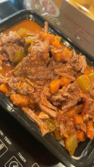 Lawrence Duran Instagram - Quick and easy beef short rib ragú that 
can be made absolutely anywhere at any time.. this was made in a @markwahlberg_rv trailer on set in about 1 hour start to finish 
#stu 🎥 

2 lbs bone in beef short ribs
1 tablespoon olive oil
1 cup diced onion
1 cup diced carrots 
1 cup diced celery 
3 cloves minced garlic
2 tbsp tomato paste
2 cups red wine
28oz can crushed tomatoes 
1 cup beef stock
1 tablespoon dijon mustard
2 bay leaves
1 tbsp fresh thyme
@spiceology Salt Pepper Garlic to taste

45 minutes in a pressure cooker
(I made this in a 6oz instant pot pressure cooker)