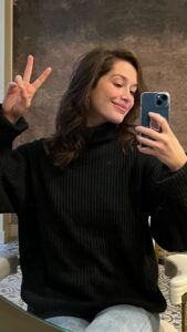 Actress Léa Bonneau HD Instagram Photos and Wallpapers April 2024