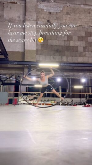 Lea Toran Jenner Instagram - This does not look like that different from my other videos, but it is a HUGE achievement for me. I did this trick for the firt time BY MYSELF (no coach or support standing next to me) 🥹 it‘s the small wins we often forget to celebrate. This one is worth celebrating 🍾🫶 #cyrwheel #backcoinspin #circusartist