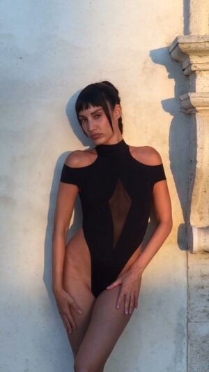 Lea Vlamos Instagram - Friends: act normal your crush is here (part III)
Me in @dstm_ :