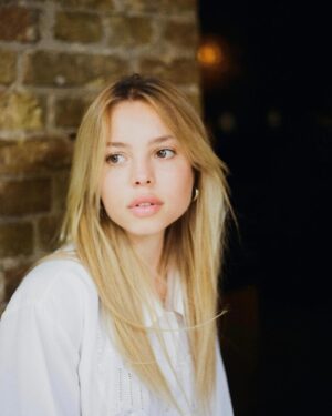 Lea Zoë Voss Instagram - 