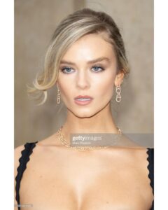 Actress Leah McNamara HD Instagram Photos and Wallpapers March 2023