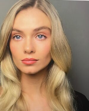 Leah McNamara Instagram - Camera roll 🦋🌝