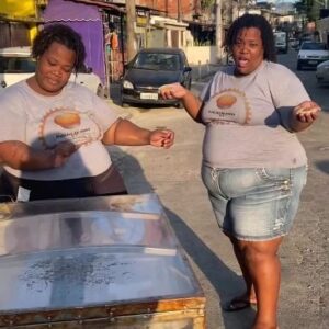 Leandro Firmino Instagram - Tinham que ser da CDD! Mais um sucesso da minha favela. 

Sigam muito e  apreciem as @delicias_da.vinha 

#favela #gastronomia #sabores #riodejaneiro #cidadededeus