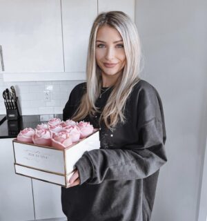 Léanne Lévesque Instagram - Pour vrai, je vous souhaite à tous de trouver votre passion dans la vie parce que ça n’a pas de prix 🙏🏻 Tlm grateful d’avoir trouvé la mienne 🕯✨