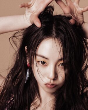 Lee Bom Instagram - 🖤 안소희 @ssoheean 🫧

✨
@dazedkorea 
@photokyj80 
@kanghyunjin_official 
@joohee_nam 
✨