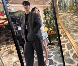 Lee Bom-so-ri Instagram - -
고성호 💗 김지원

오늘도 야한사진관 많관부🫶🏻