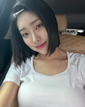 Lee Bom-so-ri Instagram - -
반가움과 즐거움으로 가득했던
#비밀은없어 촬영팀❣️

마지막까지 시청해주셔서 감사합니다😘
고생했댜 이하영!💗