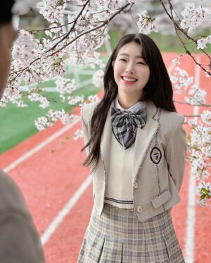 Lee Bom-so-ri Instagram - -
뮤지컬 🌸4월은 너의 거짓말🎹🎻🌸

예술의전당 CJ 토월극장
2024.6.28~8.25

짧고 굵게, 발버둥 칠 예정!
많이 보러와주실거죠?💌
-
#YourLieInAprilMusical
#YourLieInApril
#4월은너의거짓말