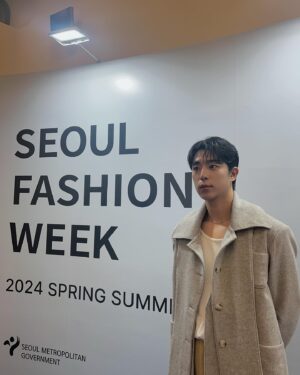 Lee Chan-hyung Instagram - [24SS KWAKHYUNJOO COLLECTION]