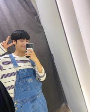 Lee Eun-sang Instagram - 내돌차✌️🖐