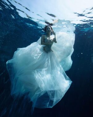 Lee Ga-ryeong Instagram - @kimmisook_wedding_official