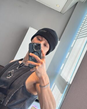 Lee Gi-kwang Instagram - Today's Switch On