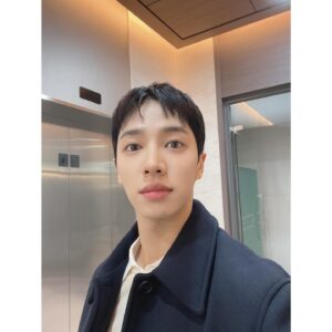Lee Gi-kwang Instagram - 백수 백은호