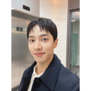 Lee Gi-kwang Instagram - 백수 백은호