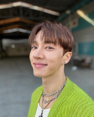 Lee Gi-kwang Instagram - Switch on