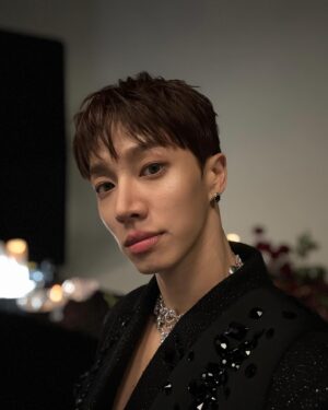 Lee Gi-kwang Instagram - Switch on