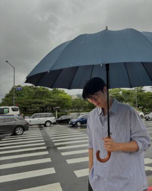 Lee Gi-taek Instagram - ☔️