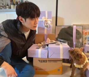 Actor Lee Hak-ju HD Instagram Photos and Wallpapers June 2022