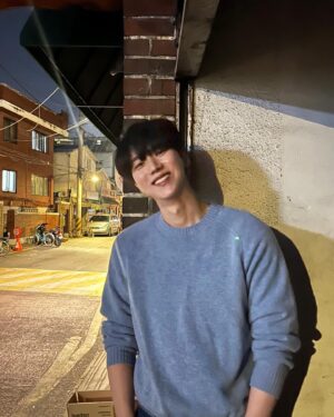 Lee Hyun-jun Instagram - 😀