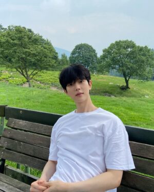 Lee Hyun-jun Instagram - ☺️
