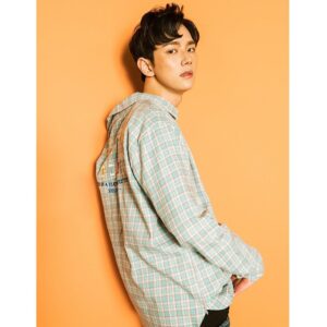 Lee Hyun-jun Instagram - #sexyback 정말 이쁜 셔츠