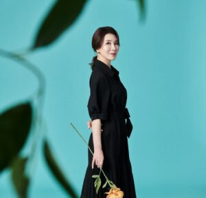 Lee Il-hwa Instagram - #윤순영패션 

#2023 
#여름
