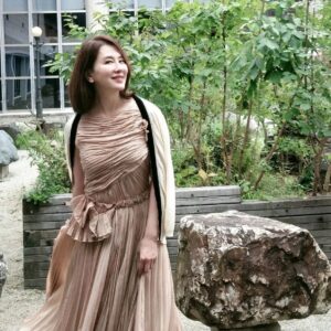 Lee Il-hwa Instagram - #우리꽃전시회 

우리꽃 참 수수하고 아름답다🌸