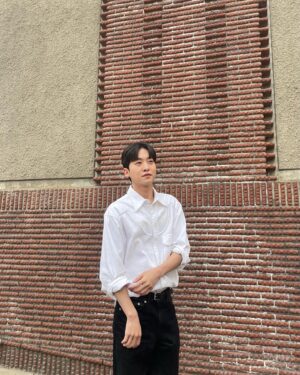 Lee Il-jun Instagram - 오늘도 #선재업고튀어 🎄🏃‍♂️🍀
