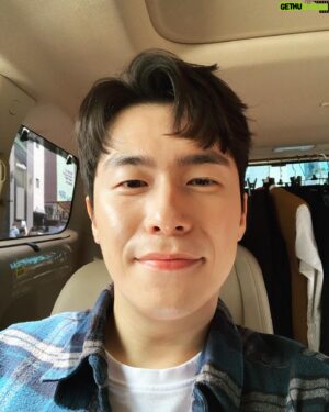 Lee Jae-won Instagram - .
그래도 봄은 여전히 새롭고 아름답네요
따듯한 주말 보내세요🌸