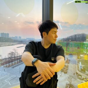 Lee Jae-won Instagram - 💛