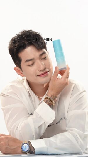 Lee Jeong-hoon Instagram - Annyeong Miin ^^~

Suami pulang habis gajian = istri langsung sumringah! 🤭💃

Psssttt… ada kabar gembira nih Miin!! @letmiin.id lagi promo Payday di semua marketplace kesayangan kamu loh! Yukkk cek dan jangan sampai kelewatan yaaa! Cuss langsung belanja sekarang 😍😍

#Letmiin #BeautifulWorldofMiin #KoreanHeritageSkincare