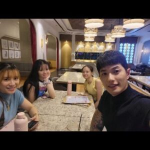 Lee Jeong-hoon Instagram - Ganteng sendiri 🔥🔥🔥
Ditengah2 bidadari cantik ❤️❤️🤩🤩🫰🫰

Kalian Dirumah ganteng sendiri??
