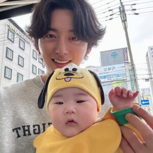 Lee Ji-hoon Instagram - 아구 이뻐라🖤