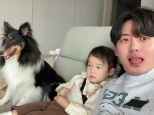 Lee Ji-hoon Instagram - 나혼자산다  를 촬영 했어요...그래서 다음주 금요일밤 오후11시에 방송을 합니다아. 잠들기전에  쓱 구경 해주세요 🤨😆