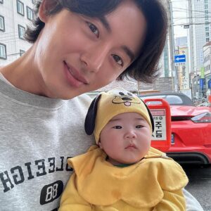 Lee Ji-hoon Instagram - 아구 이뻐라🖤