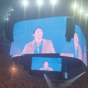 Lee Ji-hoon Instagram - #태교콘서트

이보다 더 좋을 순 없다👍
장장 4시간을 넘게 오로지 팬들을 위한 시간
유애나와 함께 우리 세 식구도 하나가 되었어요🥰
피곤한 기색없이 밝게 웃으며 젤리 위해
축복해 주는 예쁜 마음까지..감동 감동😭
한결같은 아이유 이지은
좋은 추억 고맙고 감사합니다💕
젤리야 좋은 시간이었길 바란다❤️ 사랑해 💕