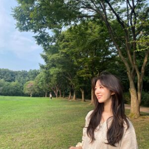 Lee Ji-won Instagram - 여름아 부탁해~