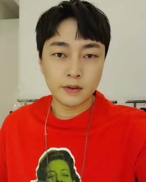 Lee Jin-ho Instagram - 엘르 7월호에 나왔다나 뭐래나