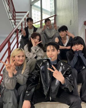 Lee Jin-hyuk Instagram - 한 주의 마무리🤩
