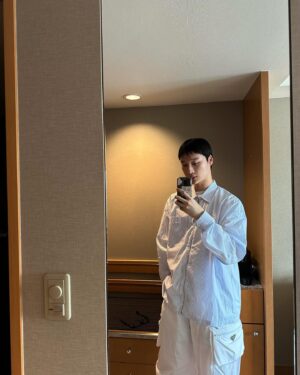 Lee Joo-hyung Instagram - 4월부터 5월까지 🩵